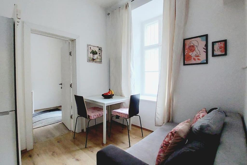 Checkinvienna-One Bedroom Apartment Kültér fotó